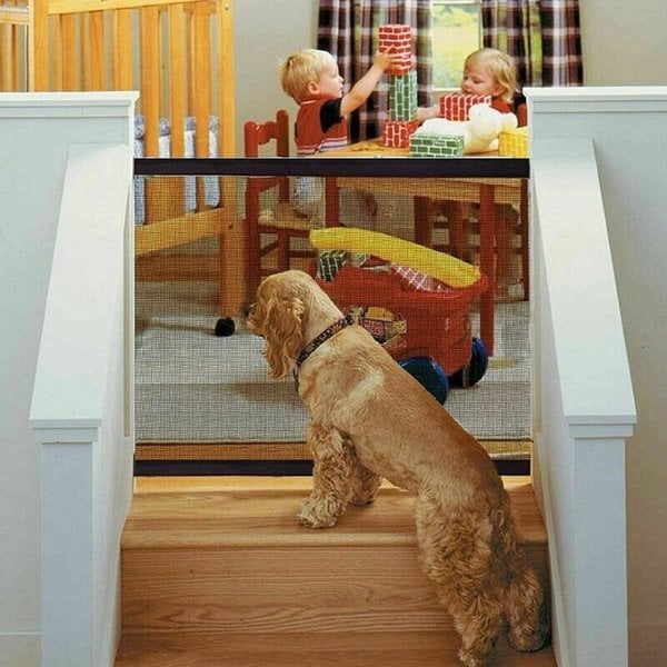 šPortable Kids & Pets Safety Door Guard